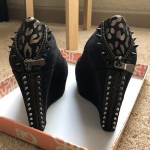 Gianni bini wedge pumps